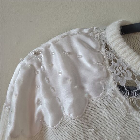 Vintage White Beaded Sweater - Picture 4 of 5